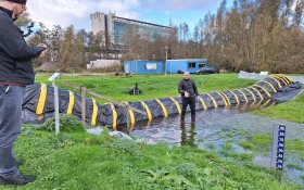 Dutch Flood Prevention shows Tubebarrier to a delegation from the City of Annapolis at Flood Proof Holland during a visit to the Netherlands in November 2023. Photo Netherlands Water Partnership.